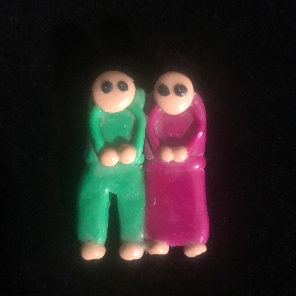 💜💚Couples Brooch💚💜